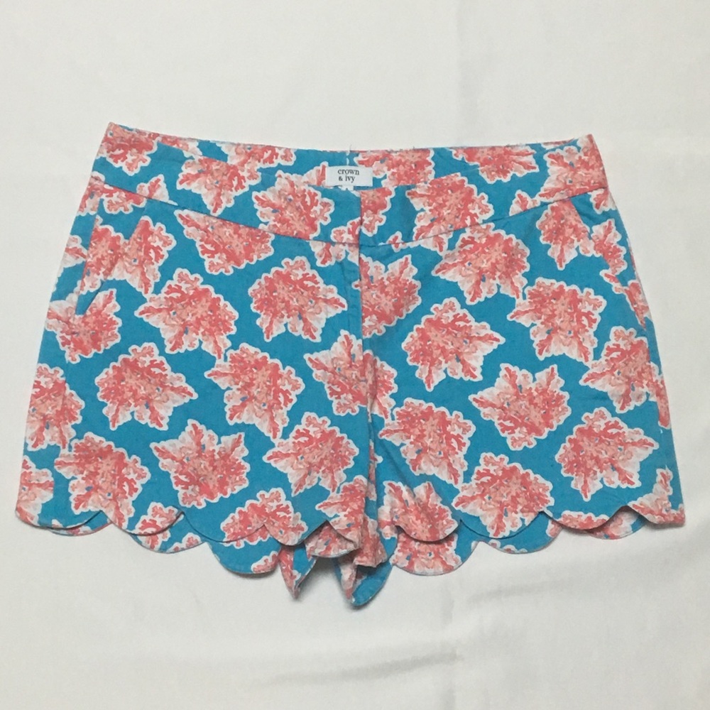 Crown & Ivy scalloped edge Coral print shorts, 8